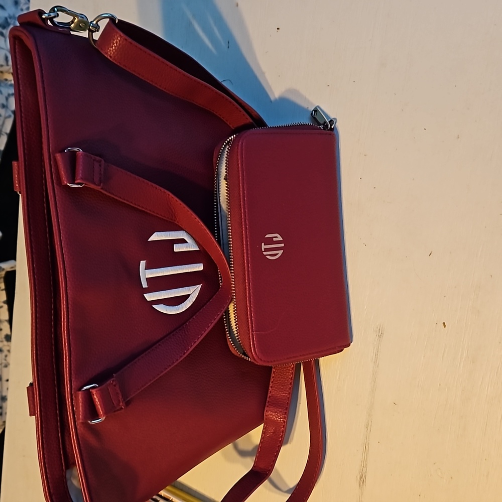 Purple purse